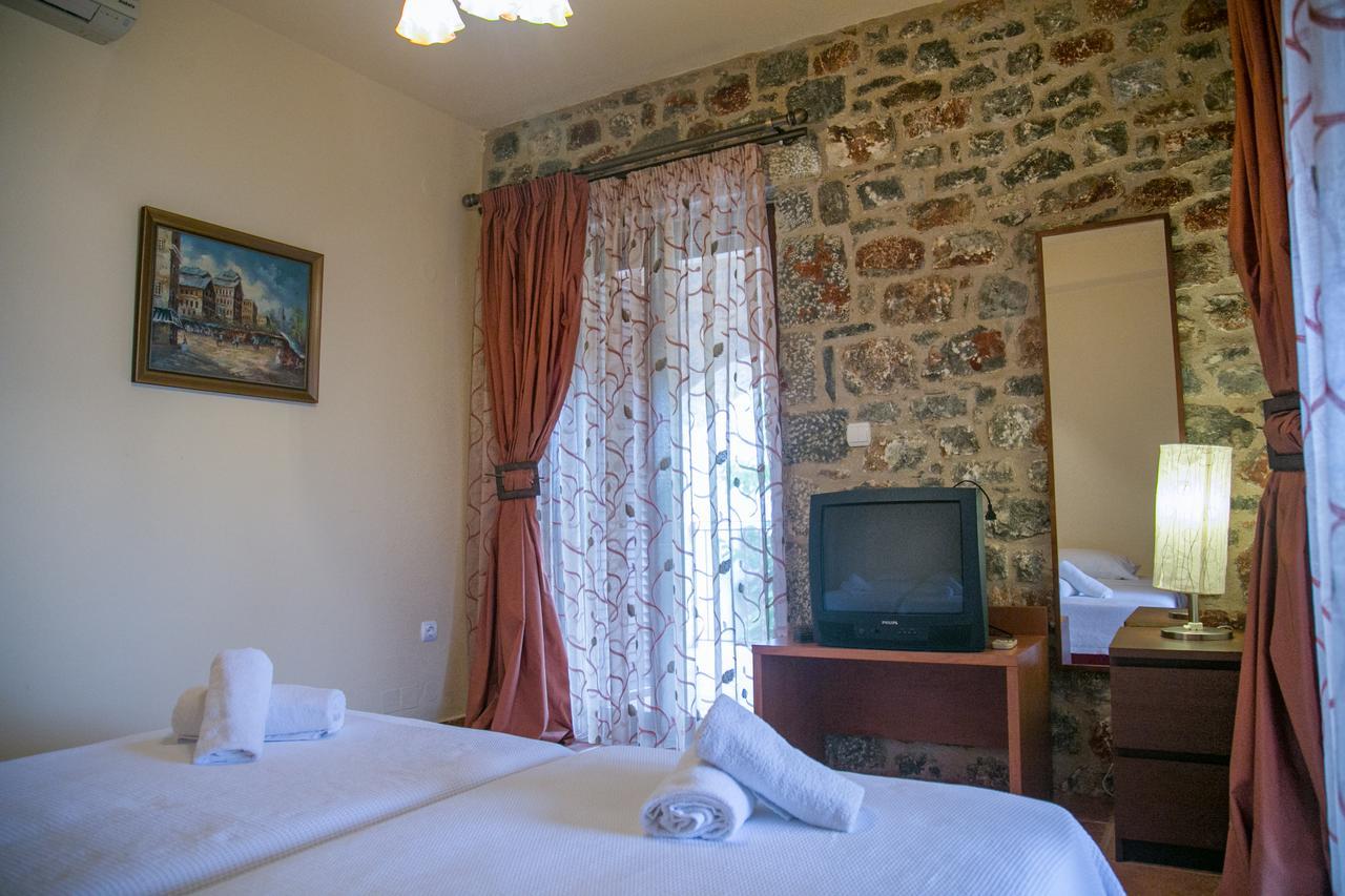Sophia Limeni View Hotell Areópoli Eksteriør bilde