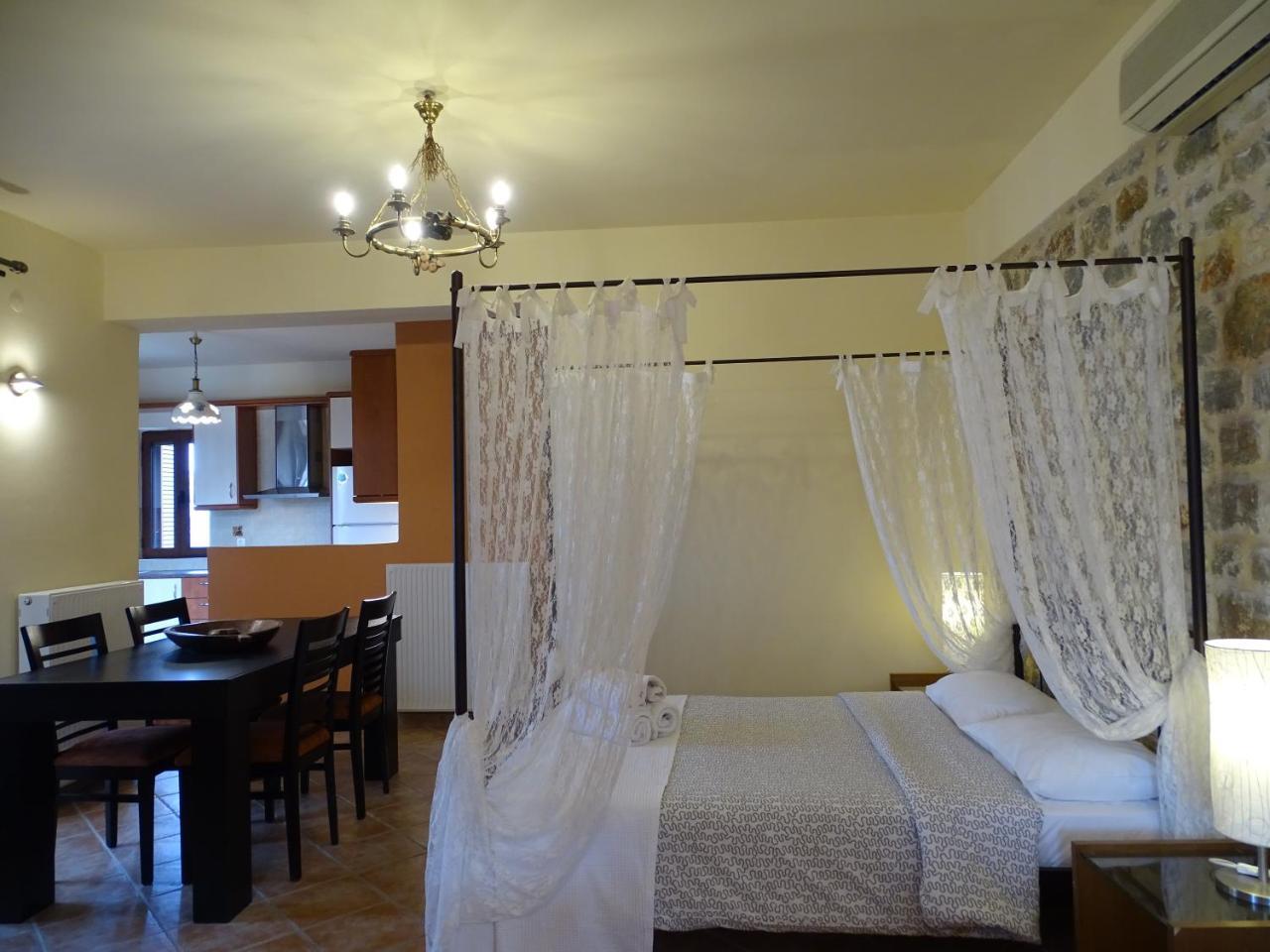 Sophia Limeni View Hotell Areópoli Eksteriør bilde